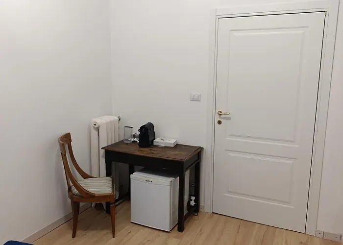 Simon' Secret Guest house