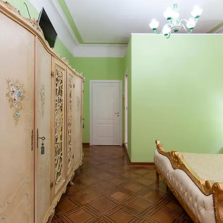 Simon' Secret Venice