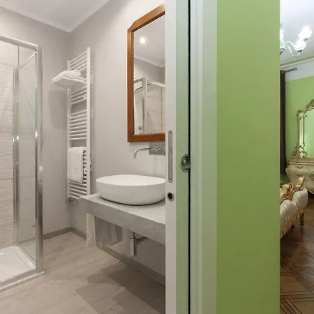 Simon' Secret Guest house 3*