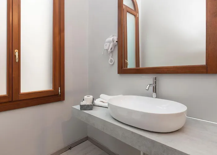 Simon’ Secret Venezia