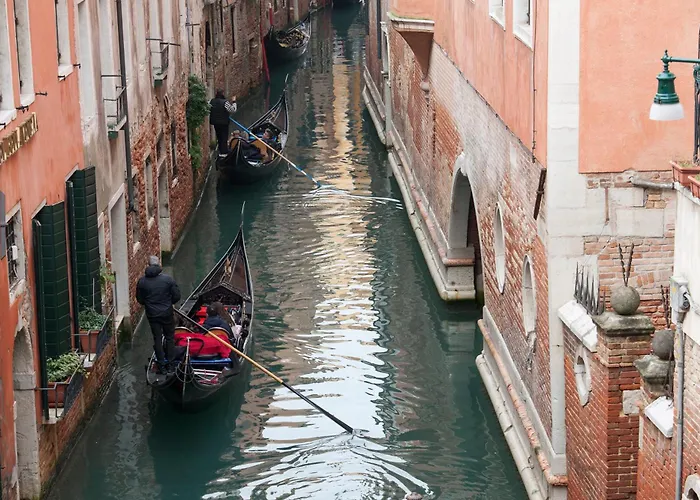 Simon’ Secret Venezia